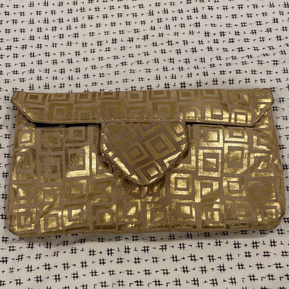 Vintage Park Avenue International clutch,gold squares on cream leather,12.5x7.5”